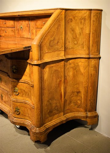 Eccezionale Ribalta con fronte e fianchi mossi